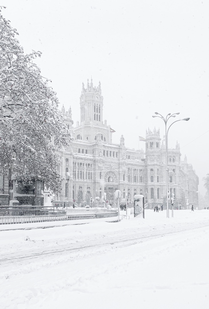 Impact evaluation of snow storm in Madrid, Spain